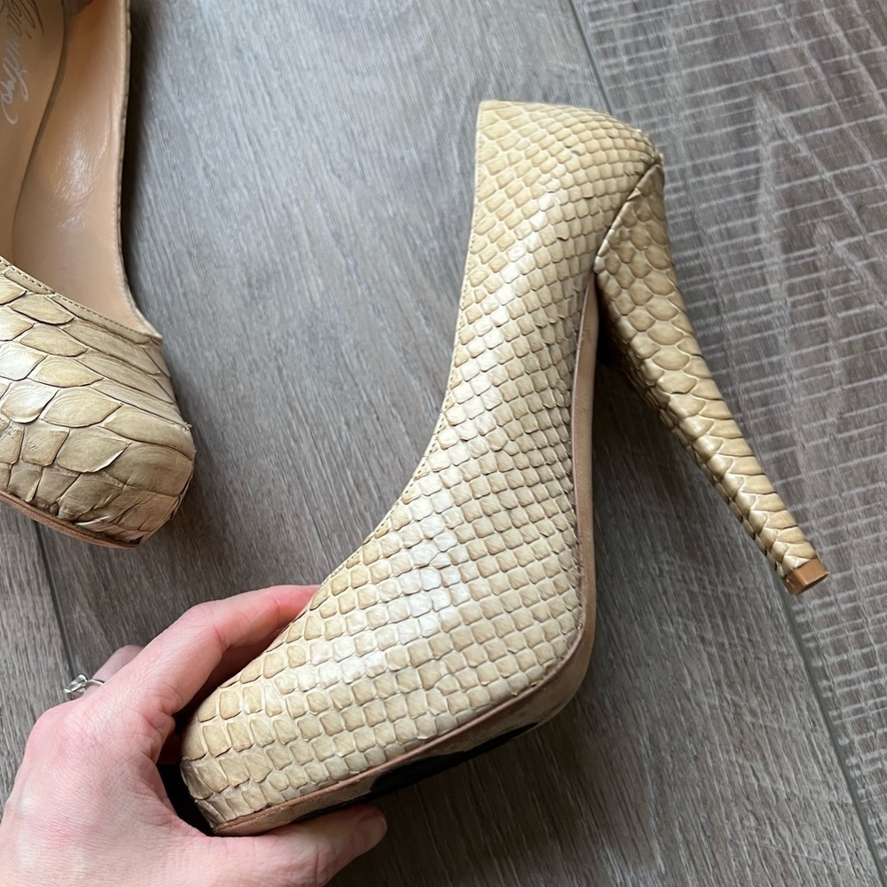Alejandro Ingelmo Python Print Heels Size 38 - Picture 3 of 14
